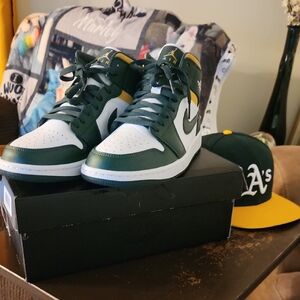 Nike Green and Yellow Sneakers